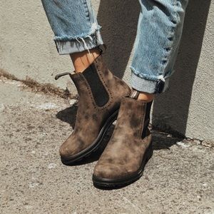 Blundstone #1351 rustic brown size 8